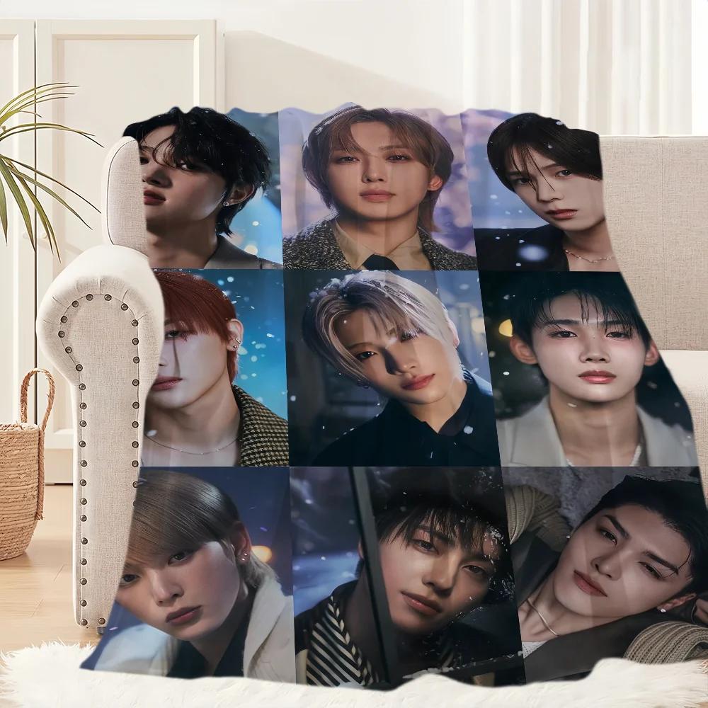 Kpop Boy Group Snow Portrait Flannel Throw Blanket Soft Warm Cover For Sofa Bedroom Dorm Kpop Decor Idol Group Pattern Gift For
