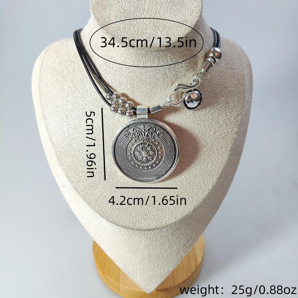 Bohemian Disc Pendant Necklace Versatile Fashion Necklace