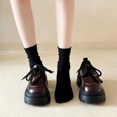 Женские лоферы на платформе 2025 весна новая ретро большая голова одинарная обувь шнуровка обувь черные в британском стиле маленькие кожаные туфли