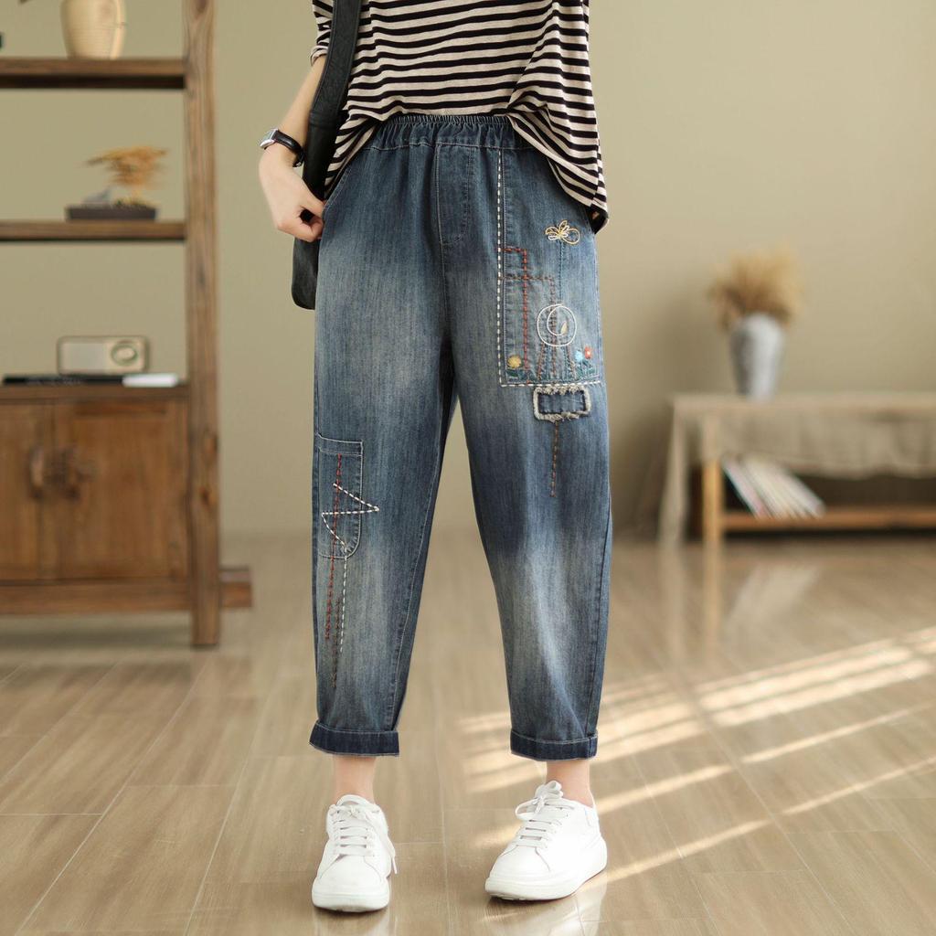 Women's Embroidered Kitten Harem Pants - Casual Loose Eight-Point Plus Size Jeans for Spring/Summer