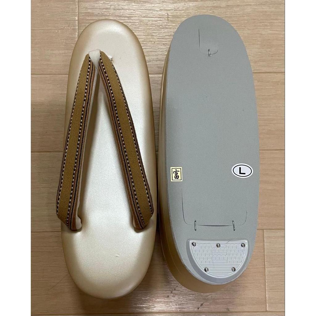 Used [24] Japanese sandals gold formal