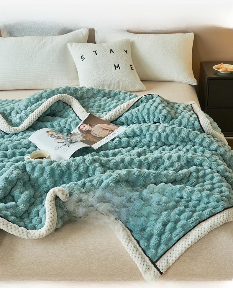 Двухслойное толстое бархатное одеяло - для кровати, дивана и покрывала