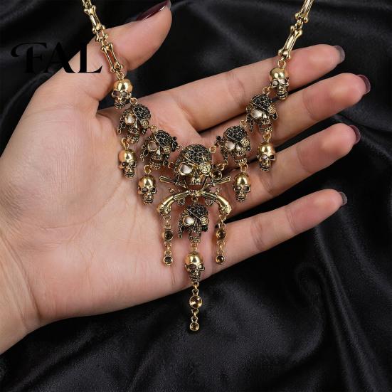 Edgy Fashion Jewelry Vintage Multi-Layer Skull Tassel Necklace, Bracelet Lady Horror Necklace for Daily Gothic Wear Women, Halloween Ghost Head
