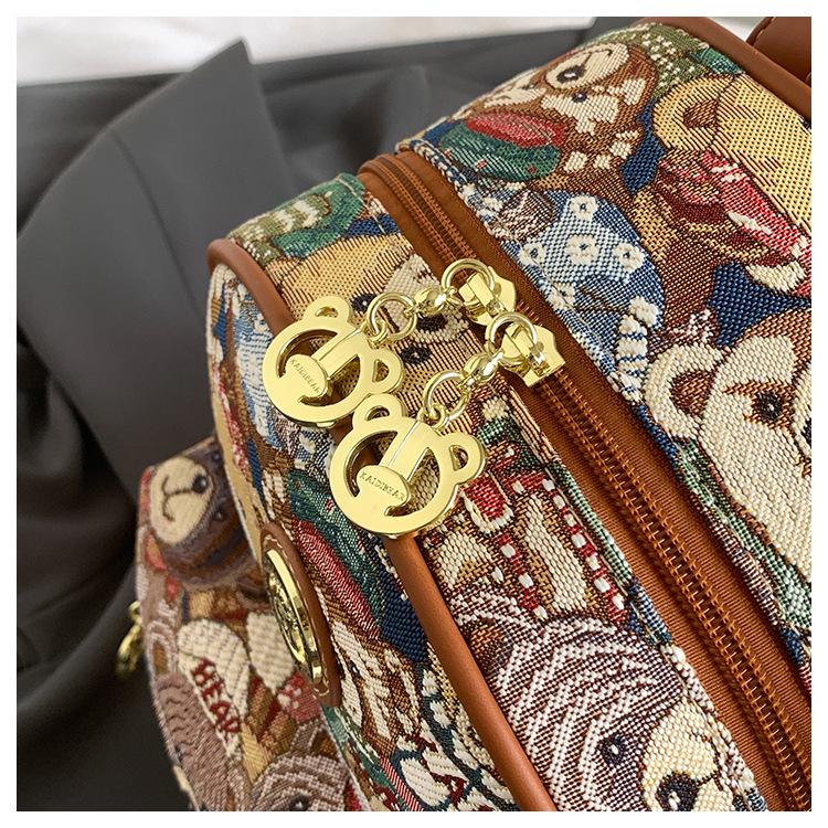 Hello Kitty 2025 Casual Large-Capacity Commuter Backpack