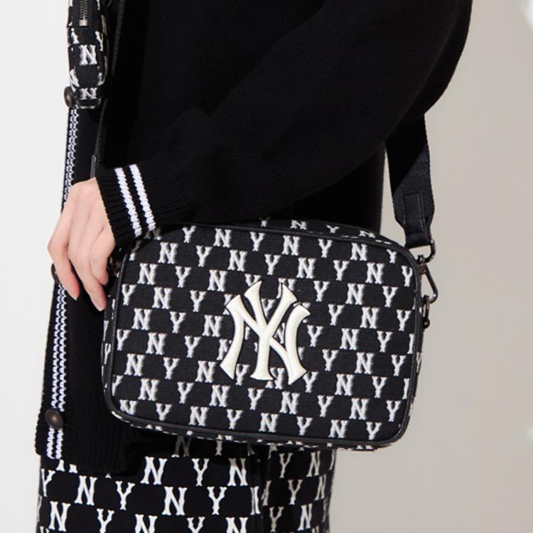 MLB Серия Monogram Винтажный Цветочный Принт Логотип Буквой NY Yankees Полиэстер Сумка через плечо Универсальная сумка через плечо Черный 3ACRS022N-50BKS