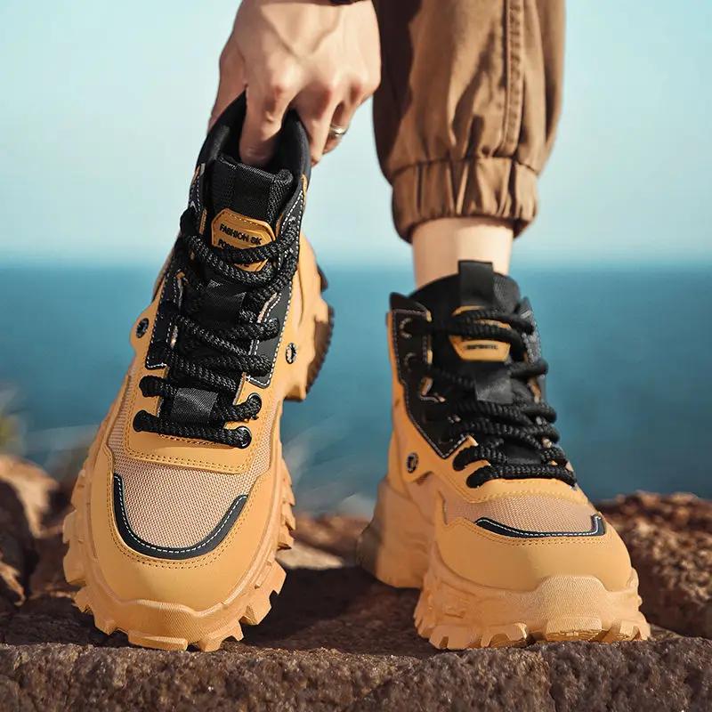 Мужские массивные ботинки для пустыни, осенние повседневные высокие ботинки для походов и тренировок, новинка 2025 года, коричневые рабочие ботинки в британском стиле в стиле ретро