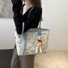 Stylish Womens Large Capacity Shoulder Bag With Zipper Closure For Commuting
