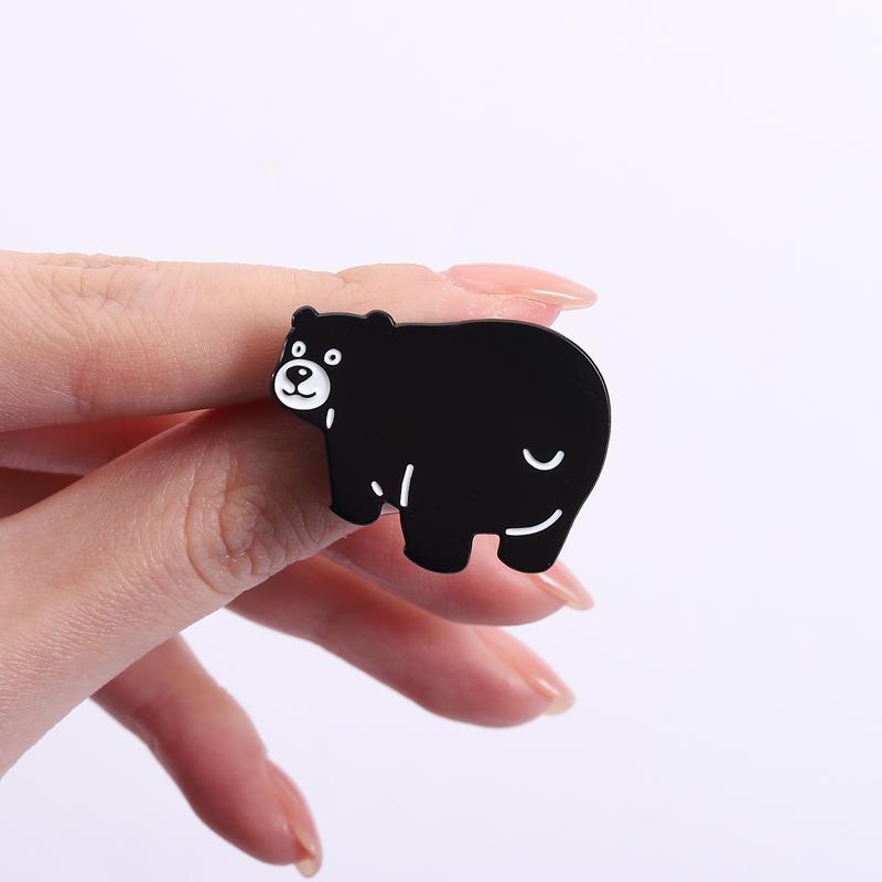 Fun Black Bear Enamel Pins Polar Bear Brooches Lapel Badges Cute Cartoon Animal Jewelry Gift for Kids Friends