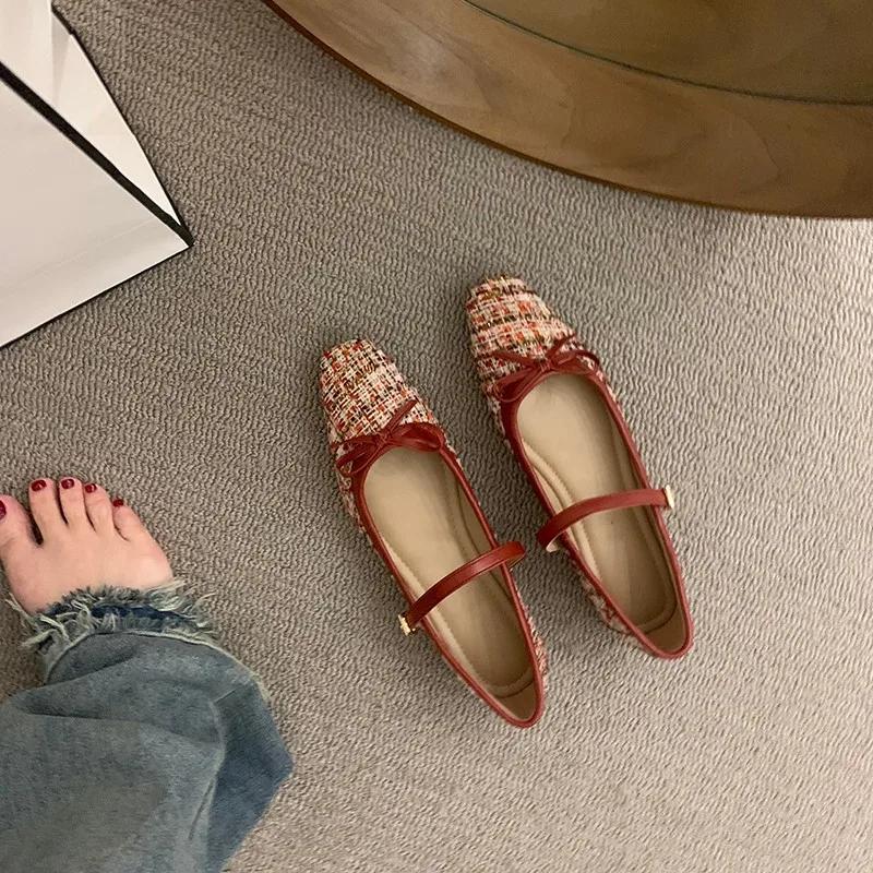 Элегантные туфли-лоферы 2024 Весна Женские однотонные туфли с пряжкой на мягкой подошве Женская мода Круглый носок Бабушкины туфли на плоской подошве Мокасины с бантом