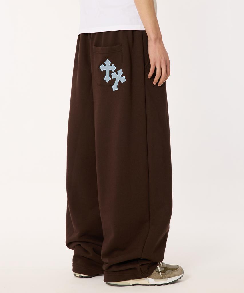BOUNDARY Twin Crossbody Patch Long Sweatpants [Brown]
