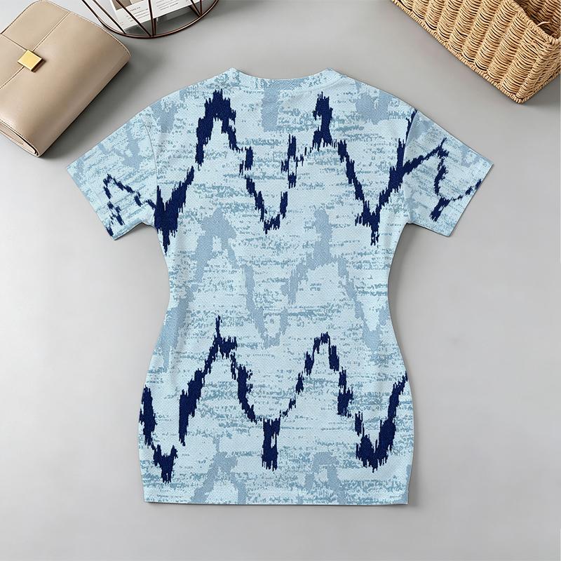 Women's Short Sleeve Bodycon Dress, Blue White Geometric V Neck, Comfortable Fabric for Beach Vacation, Daily Commute & Casual Wear