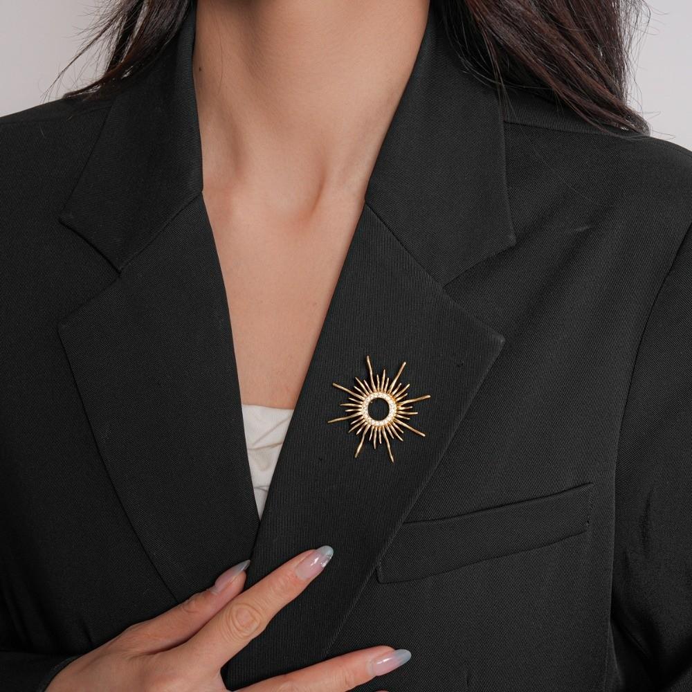 Corsage Ornament Long Hollow Sun Pin Banquet Metal Glossy Brooch Zircon Sun Brooch  Western Clothes