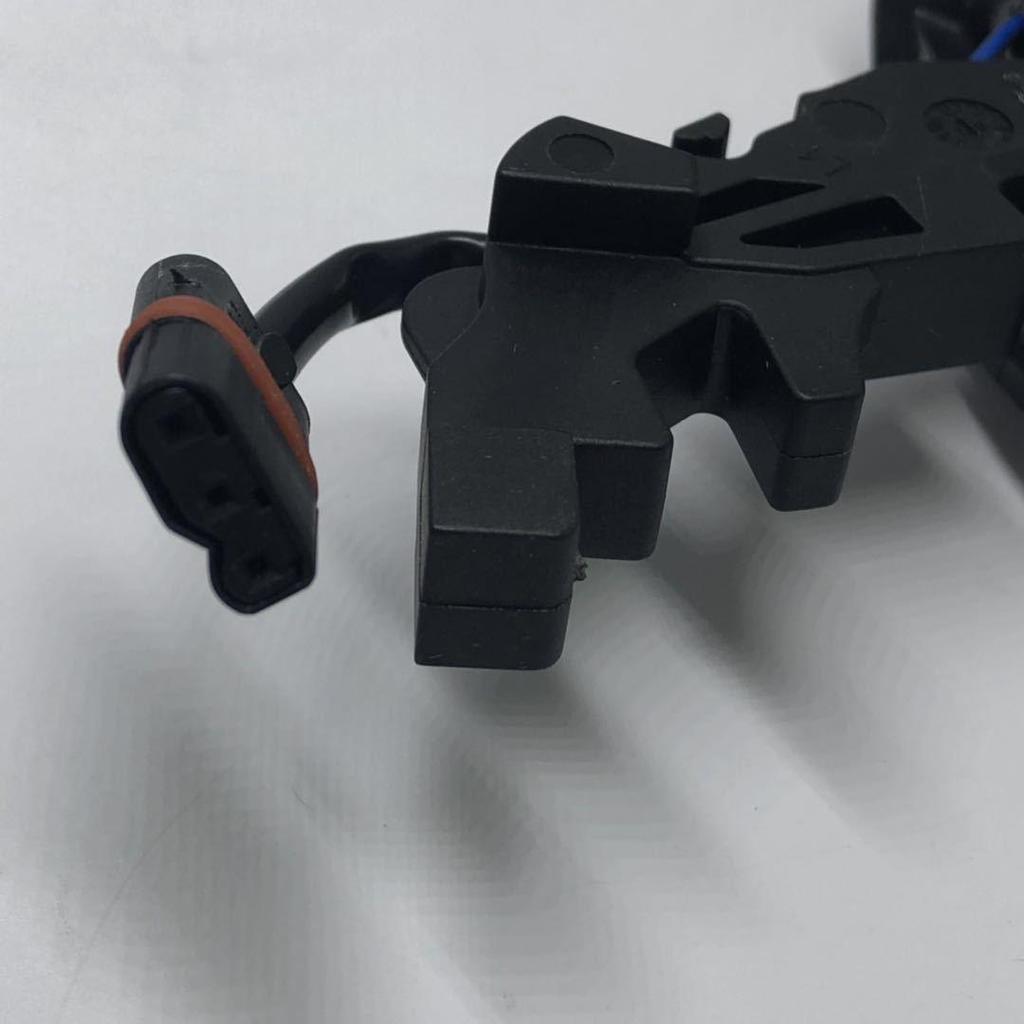 Дверная ручка Mercedes-Benz W218 W222 CLA250 (Деталь 2047601370) Автомобильные аксессуары