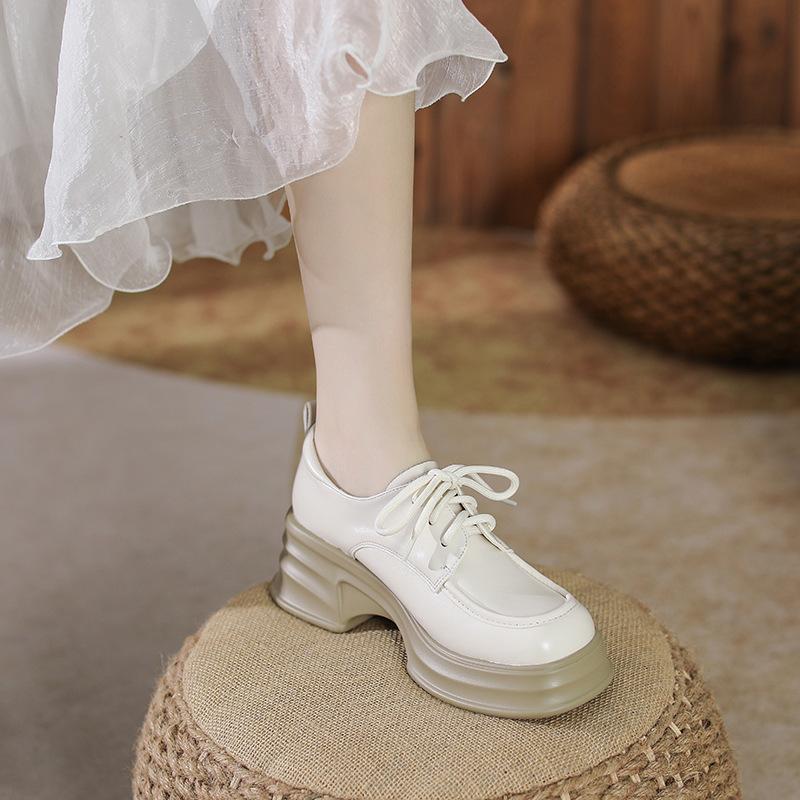 Натуральная кожаная обувь Yuexinwang для женской обуви Huizhou Su Yinyin, та же обувь, увеличивающая высоту толстой подошвы в стиле колледжа, маленькая кожа