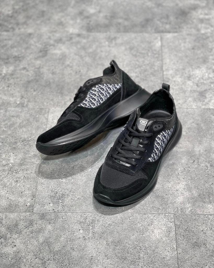 Мужские повседневные низкие кеды в европейском стиле с вышивкой и толстой подошвой