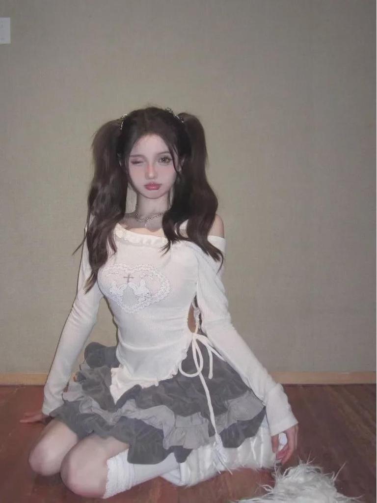 Женская черная футболка с открытыми плечами и длинными рукавами в корейском стиле - Весна/Осень 2023 г., утягивающий дизайн