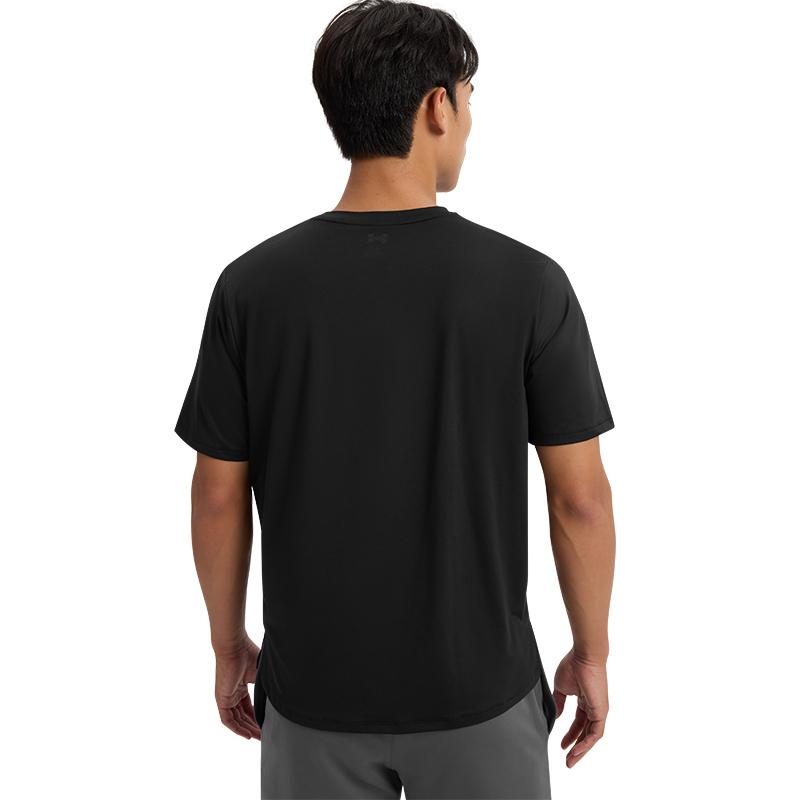 Under Armour Футболка Motion Skin-Friendly Training Lightweight с коротким рукавом для мужчин, черная 1387389-001