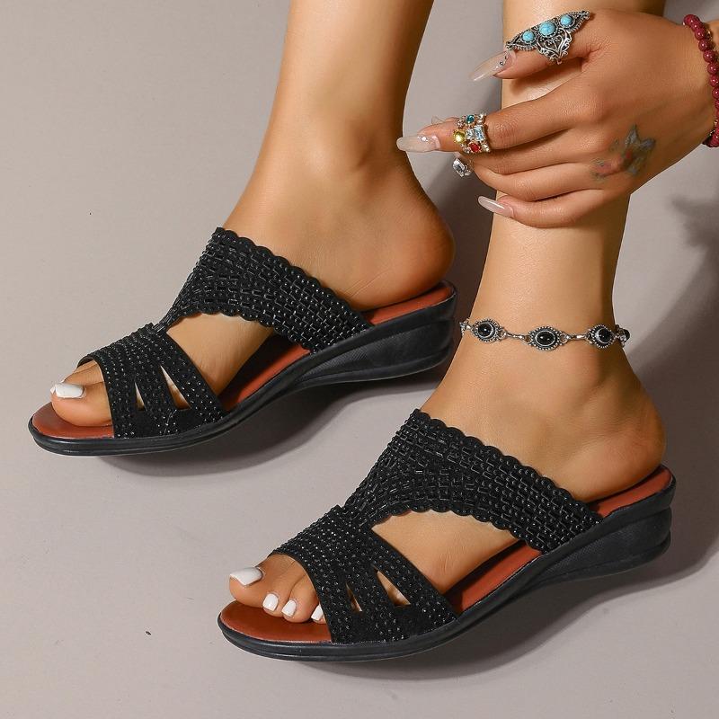 Модная женская обувь 2025 Модные базовые женские тапочки Новые уличные повседневные больших размеров Лаконичные удобные Бестселлер Тапочки на танкетке