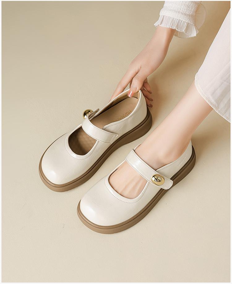 Black small leather shoes for women in spring and summer 2026, new British style thick soled gold bean JK Mary Jane shoes, soft soled women's shoes