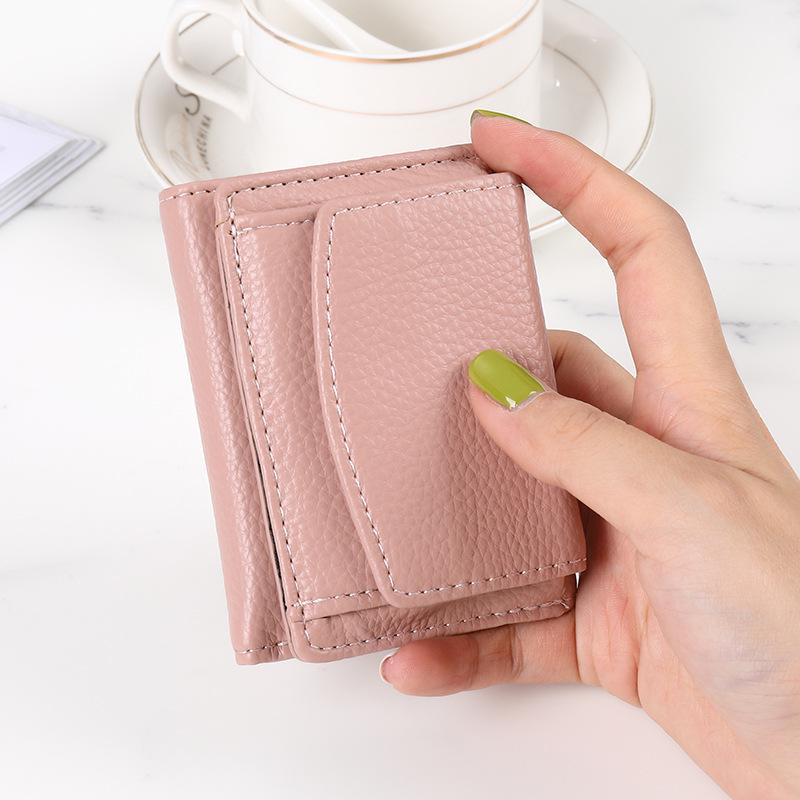 Korean Style Women's Short Tri-Fold Wallet: Large Capacity, Multi-Card Slot, Anti-Demagnetization.