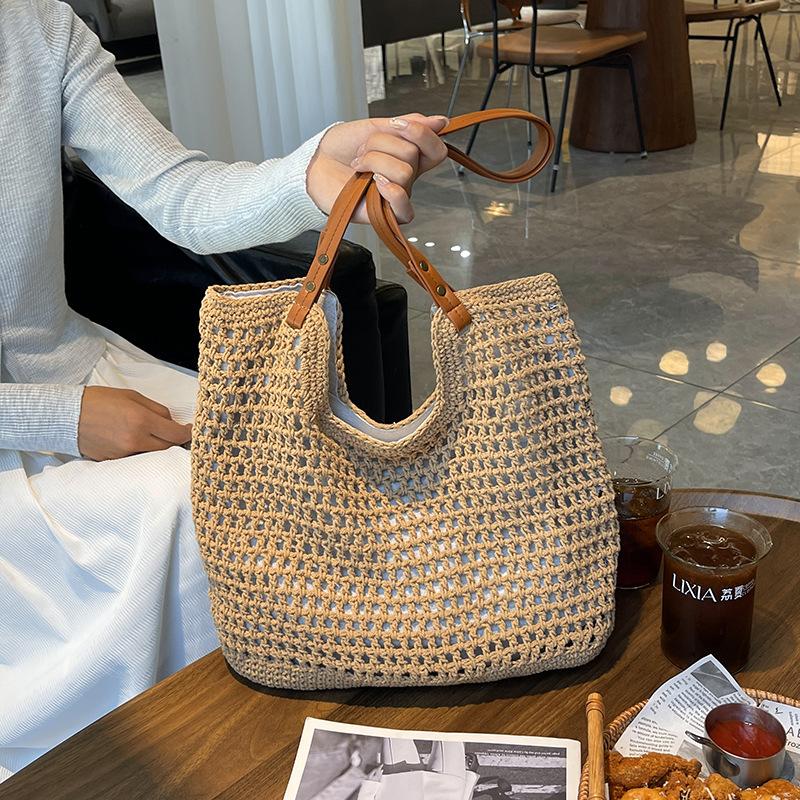Straw bag women's large capacity 2025 new summer leisure shoulder bag shopping bag hollow woven bag beach bag