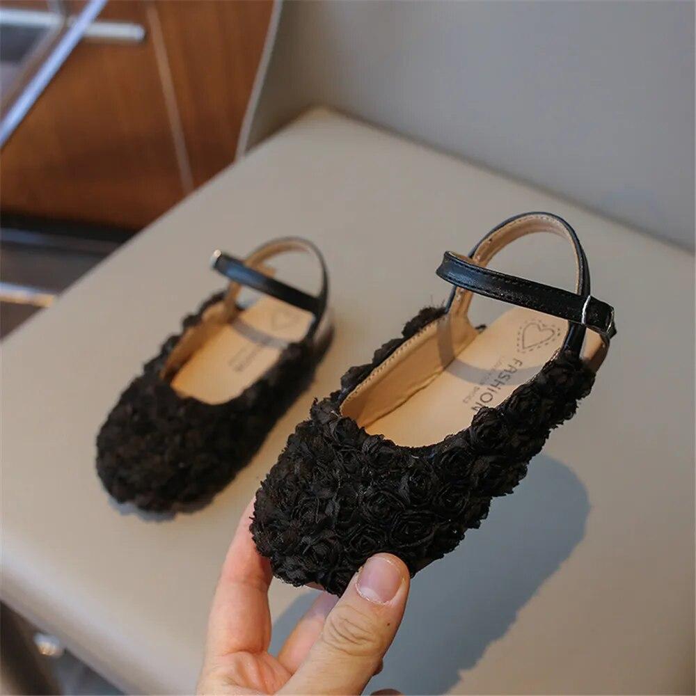 Сандалии для маленьких девочек. Удобная детская обувь принцессы с цветочным принтом. Мягкая подошва. Летние каникулы. Детская повседневная обувь для отдыха на море. Размер 24-34.