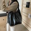1 шт. однотонная женская сумка через плечо, модная плиссированная портативная сумка-ведро большой емкости для работы и поездок на работу