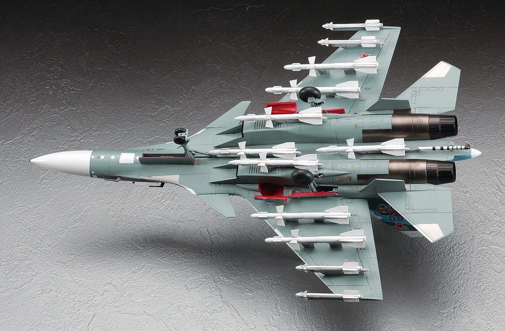 Hasegawa scale Russian Navy Flanker D plastic model kit E35 1/72 Su-33