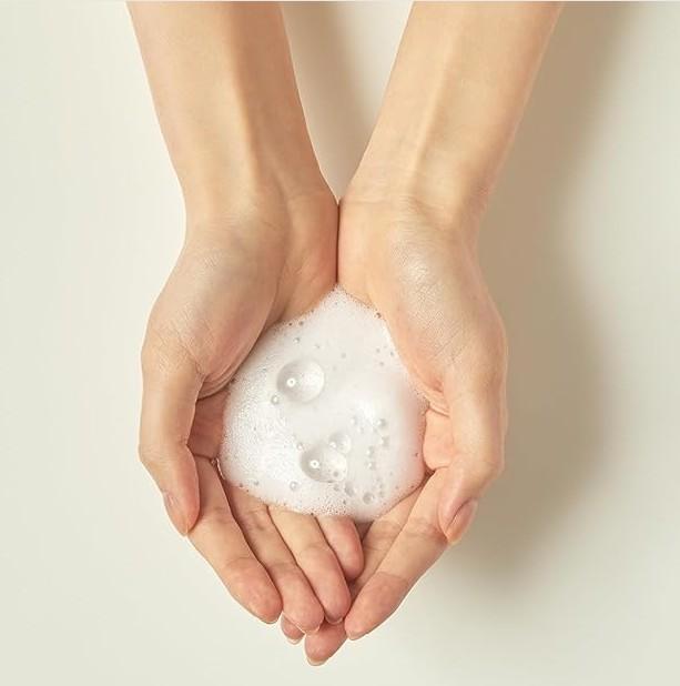 NEEDLY Мягкий очищающий гель 235мл