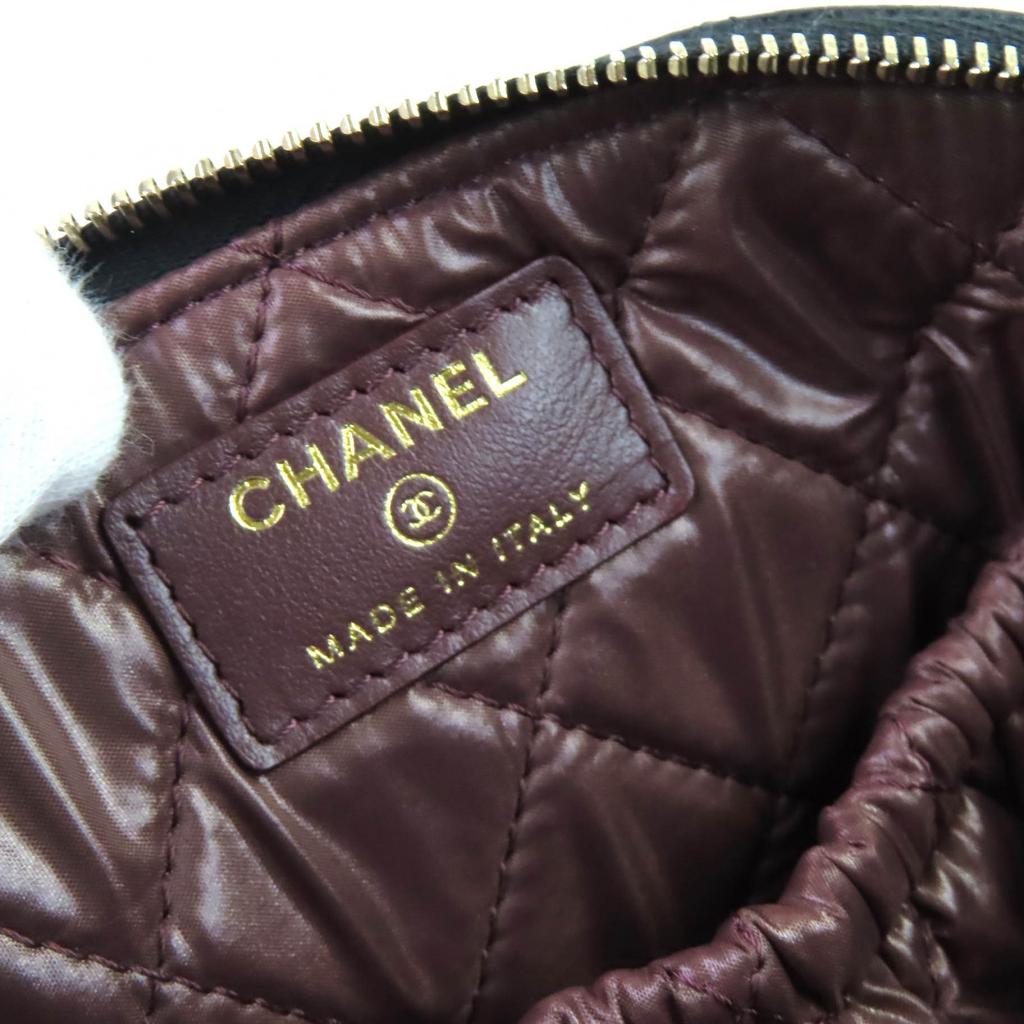 Excellent CHANEL Cosmetics Pouch COCO Mark Caviar Skin Matelasse Pouch Random Serial black Used