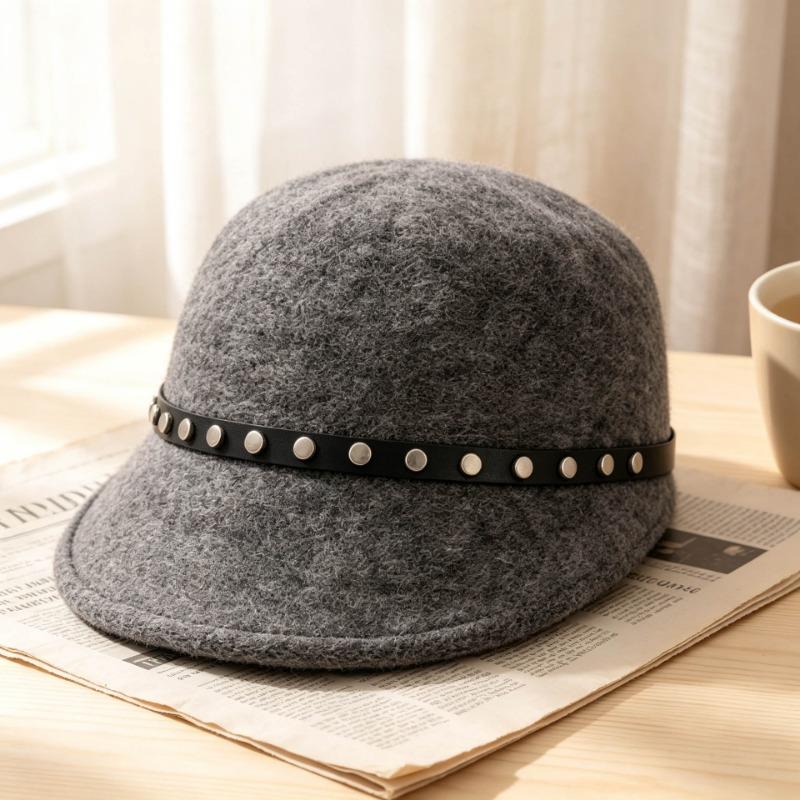 Korean Style Solid Color Rivet Riding Hat Large Head Circumference Women Winter Hat