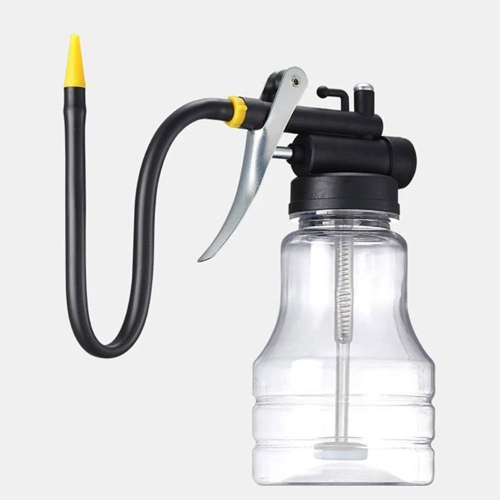 Lubrication Oil Can With Oil Spray Hose Car Oil Pot Bottle Portable Oiler Pump Car Repair Tool