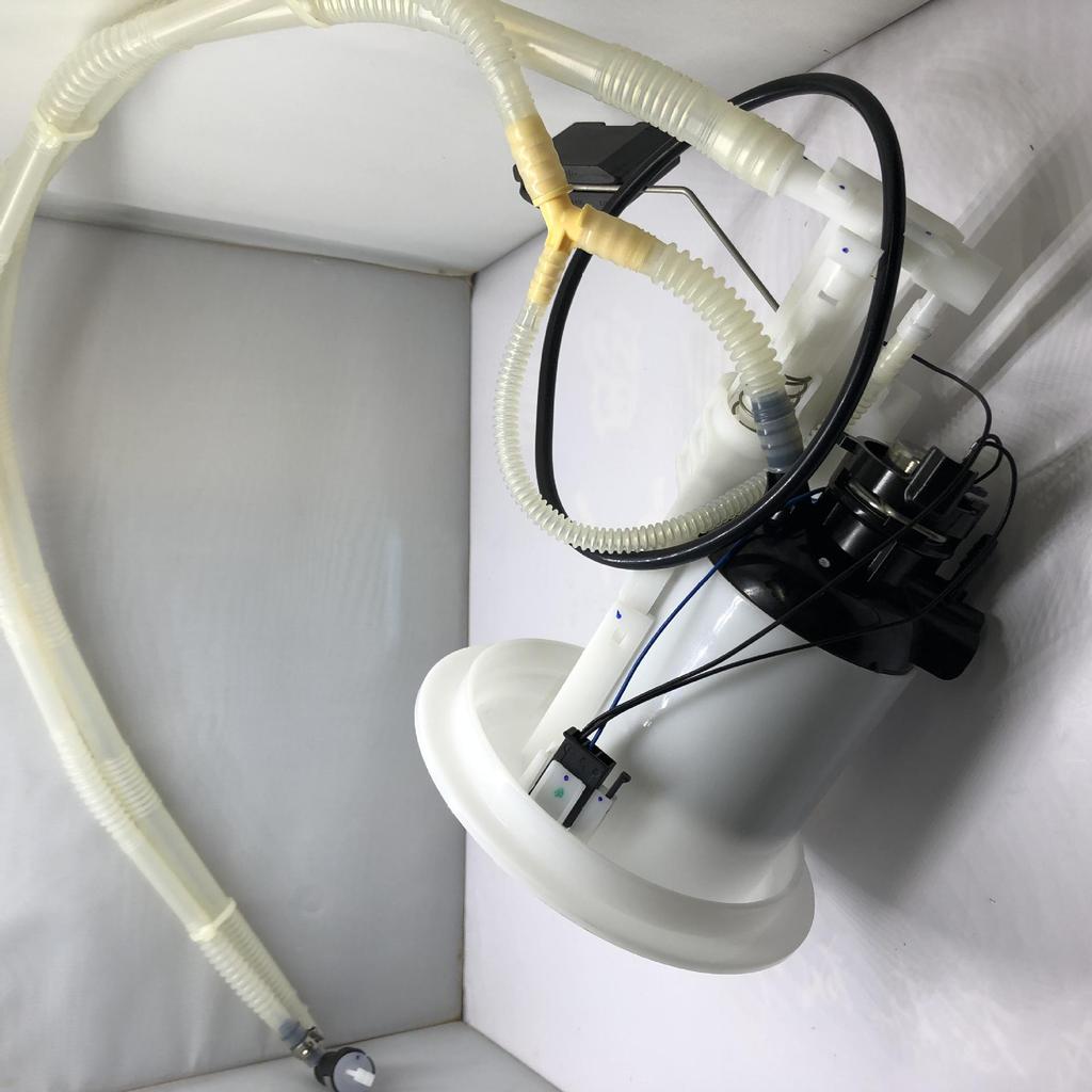 Топливный насос и фильтр для Mercedes-Benz W212 W204 M271 (2044702094)