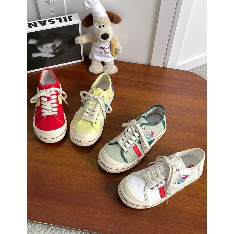 Новые ретро парусиновые туфли женские легкие с мягкой подошвой универсальные кеды 1720