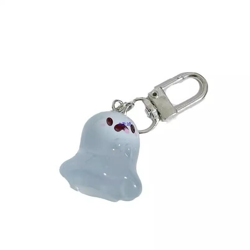 Glow-in-the-Dark Cute Ghost Keychain: 3D Halloween Backpack Pendant