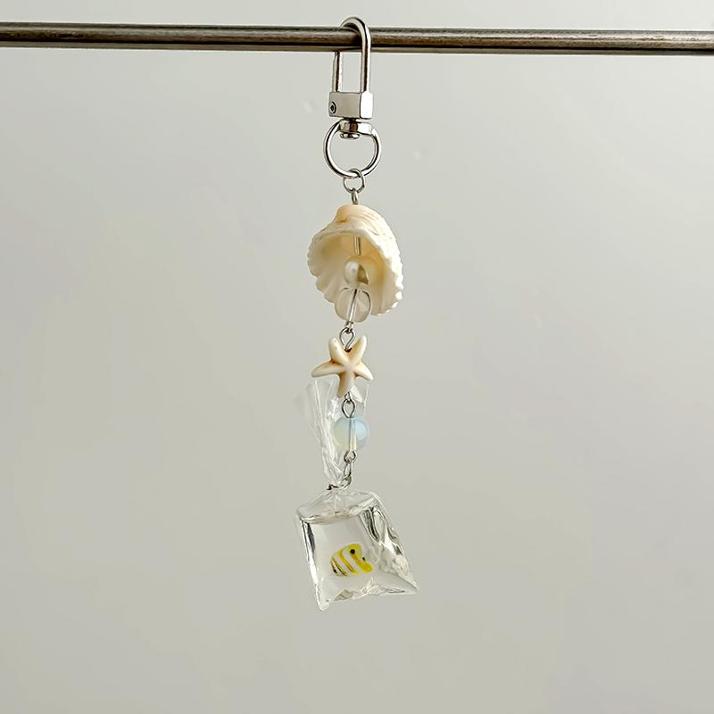 1Pc Plastic Fresh Tropical Fish Cartoon Cute Shell Pendant Holiday Gifts Package Hanging Natural Shells Wind Chimes
