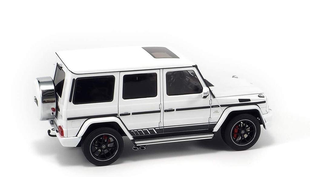 Almost Real G 63 2015 463 Edition Polar White Scale Complete Diecast Car 820604 Mercedes-AMG (W463) - - 1/18