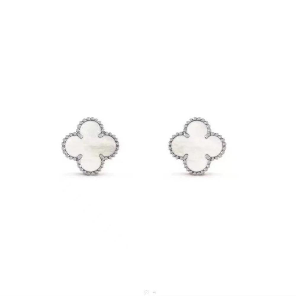 9mm Four-leaf Clover Mini Earrings Red Black Agate White Shell New Arrival Ladies Earrings