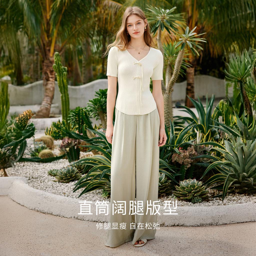 Lazy and relaxed Yamamoto pants with a sense of drape
