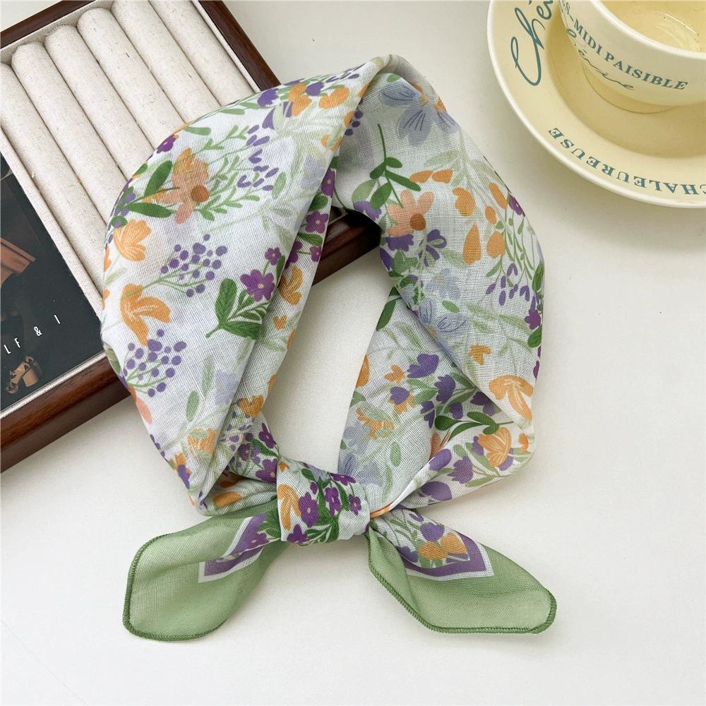 53*53cm Silk Scarves for Woman Fashionable Pattern Smooth To The Touch Spring Summer Sun Protection Silk Scarf