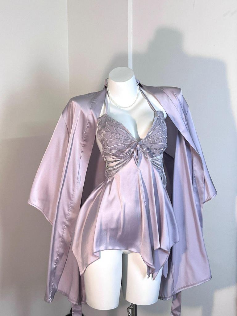 Пикантная ночная сорочка с нагрудными подушечками: Сексуальная, высококачественная домашняя одежда из ледяного шелка для женщин, осень-зима, больших размеров, в стиле чистой страсти с бантом.