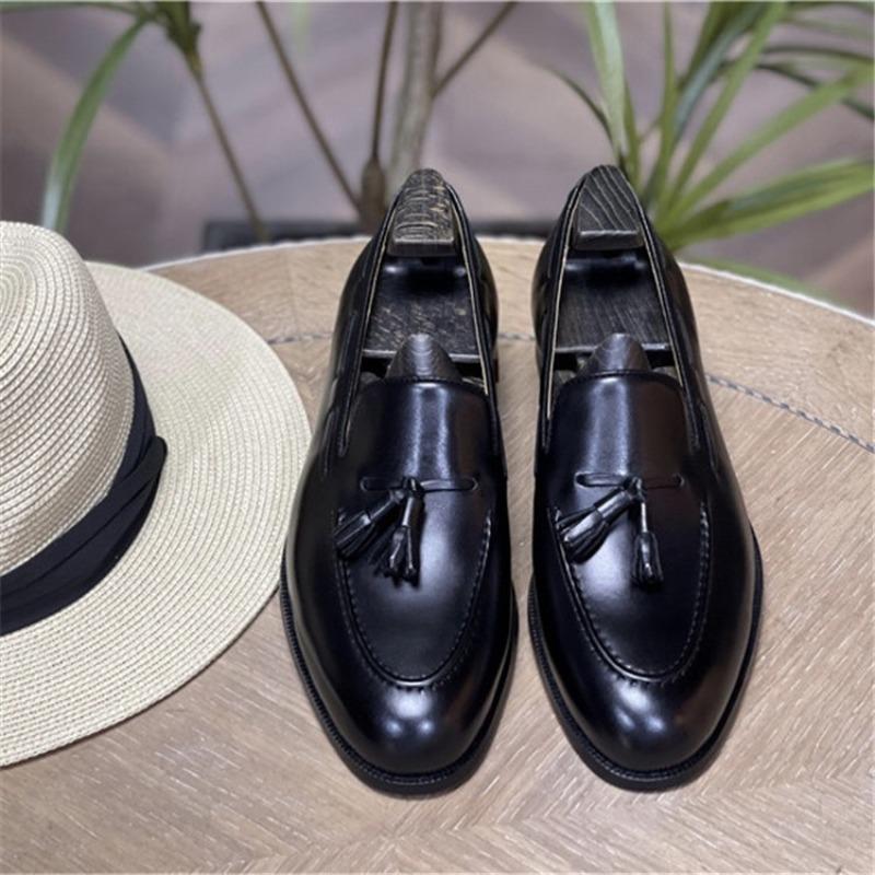 2024 Brand Design Men Genuine Leather Shoes Moccasins Men's Tassel Loafers Vintage Slip-on Casual Men Social Dress Shoe Plus 37-45