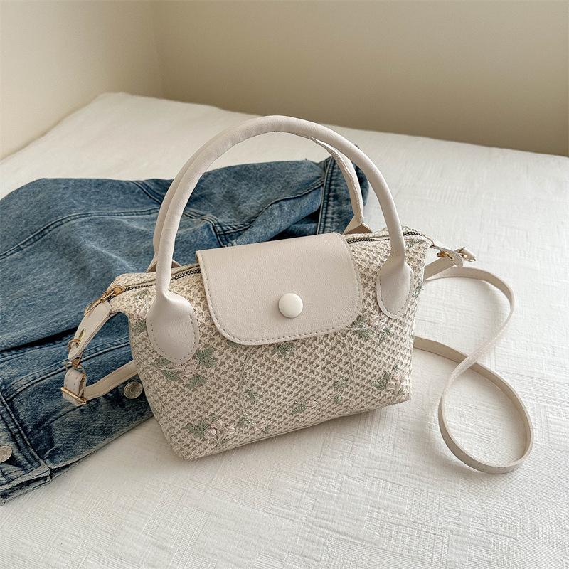 Женская новая красивая пляжная сумка через плечо с плетеной соломенной плетеной сумкой с высоким внешним видом и сумка для отдыха на открытом воздухе