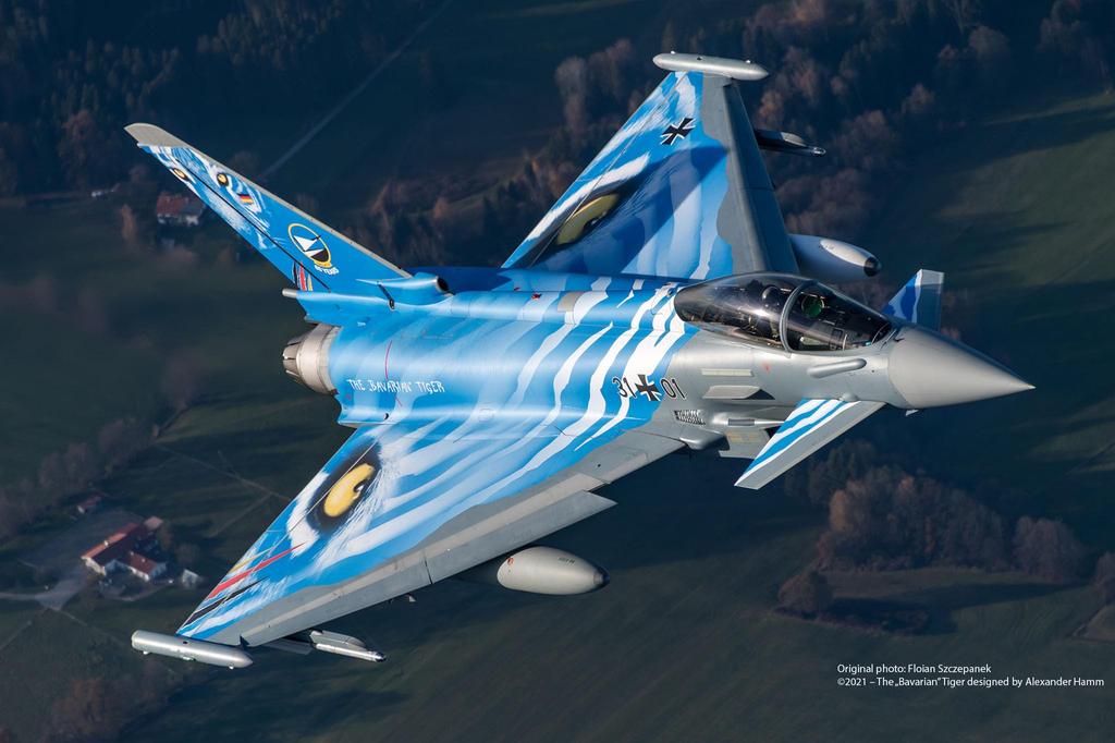 Revell масштаб Немецкие ВВС Eurofighter Typhoon Bayern Tiger 2021 пластиковая модель номер модели отлита в цвете 1/72 набор, 03818,