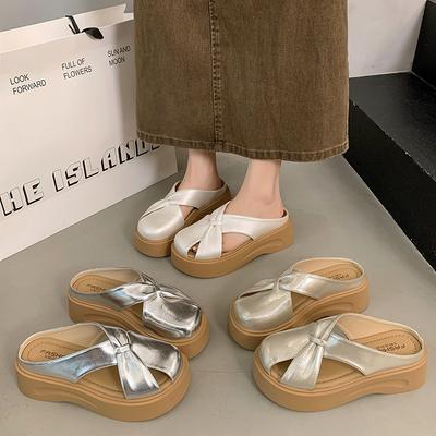 Толстая подошва, увеличивающая высоту, маленькая сумка, тапочки с головкой, женские, наступающие на дерьмо, 2025 лето, новые, пляжные, темпераментные, крутые тапочки