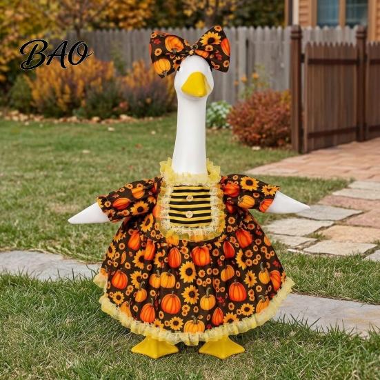 Seasonal Goose Dress for Outdoor Display Thanksgiving Porch Outfits 23" Statue, Fall Maple Leaf Themed Costume with Hat Pumpkin Clothes, Autumn