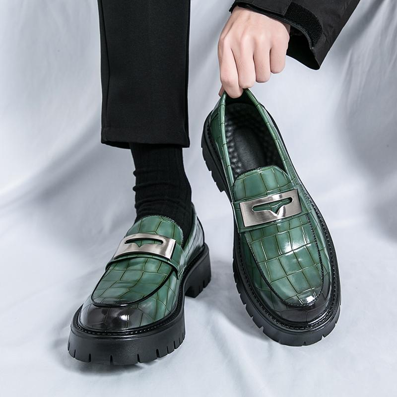 Fashion Size 38-46 Classic Men Loafers Luxurious Comfortable Thick Soled Fashionable Big Toe Leather Shoes Men Business Social Shoes