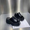 Designer Summers Chunky Women Slippers Fashion Elegant Open Toe Platform Thick Heel Slides Ladies Outdoor Beach Sandalias