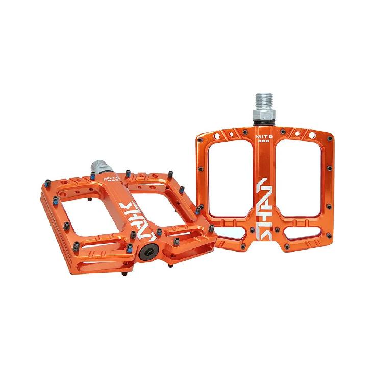 New Mountain Bike Pedals CNC Aluminum Alloy Polished Hollow Flat 3 Bearings Non-slip Bicycle Pedals
