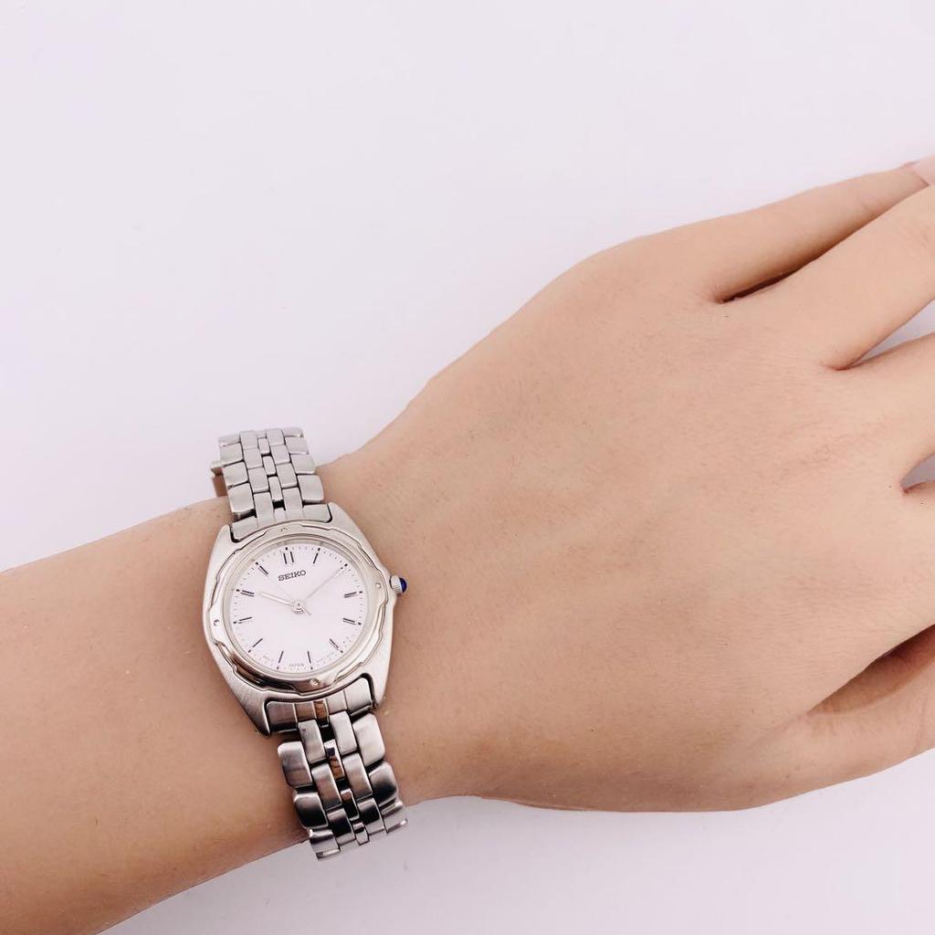 [USED] Rare SEIKO Women's QZ Silver Watch with Battery 2434